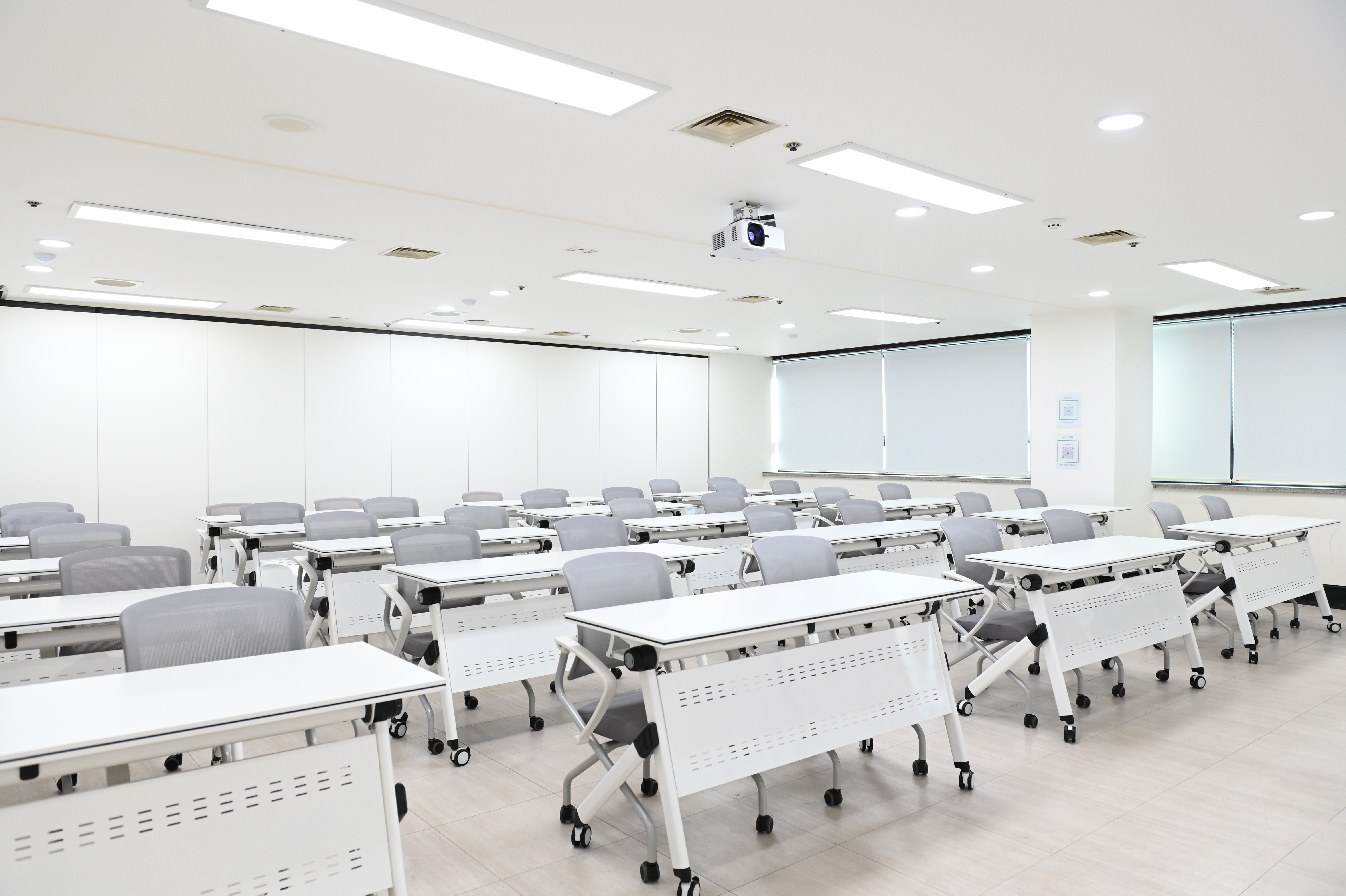 스페이스쉐어 지밸리센터 GD-1룸 전경, IT 교육과 행사에 최적화된 기가 인터넷 회선 구비